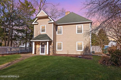 13 Shafto St, Farmingdale, NJ, 07727-1417 | Card Image
