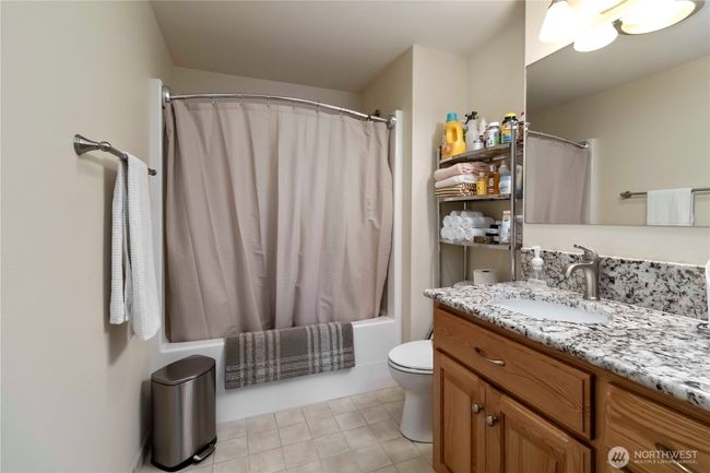 Full Bathroom | Image 14