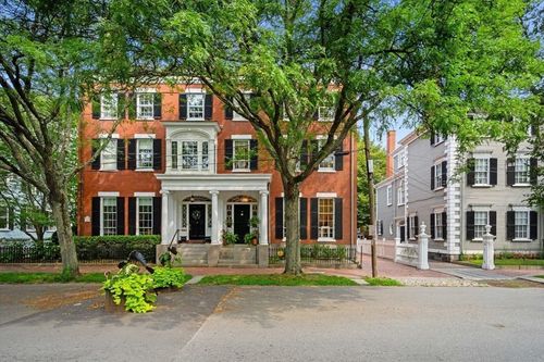38 Chestnut St, Salem, MA, 01970-3129 | Card Image