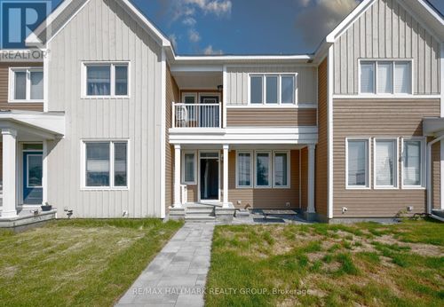 6357 Perth St, Richmond, ON, K0A2Z0 | Card Image