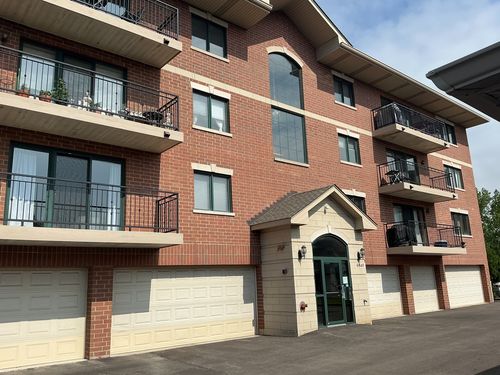 301-6840 W Winding Trl, Oak Forest, IL, 60452-5219 | Card Image