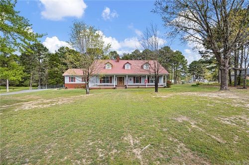 763 Becky Blvd, Russellville, AR, 72802-1769 | Card Image