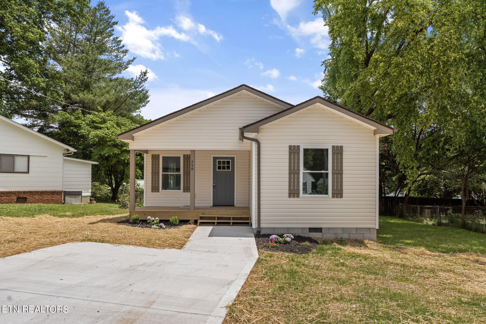Outer Dr, Oak Ridge, TN 37830