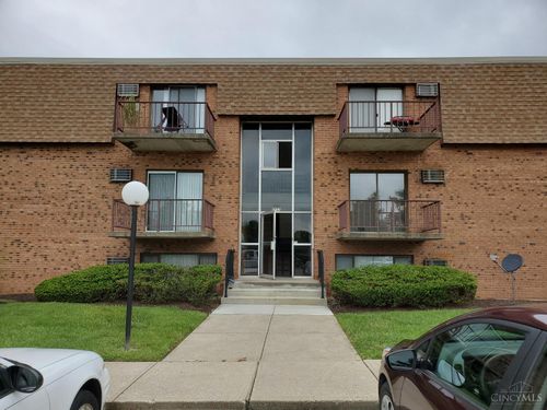 6646 Hearne Rd, Cincinnati, OH, 45248-8413 | Card Image