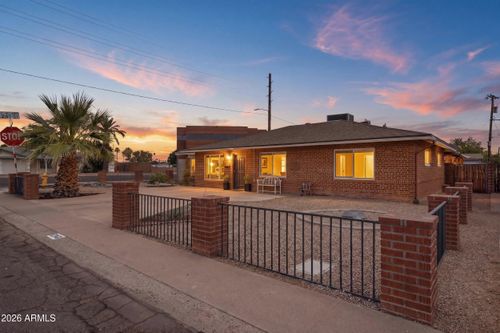 2345 E Heatherbrae Dr, Phoenix, AZ, 85016-6215 | Card Image