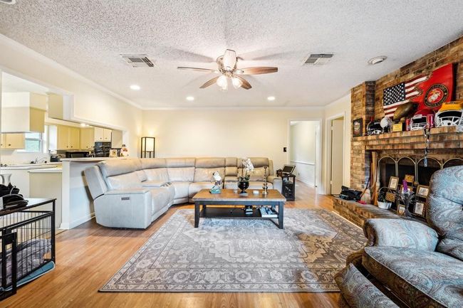 3019 Durban Dr, House other with 4 bedrooms, 3 bathrooms and 2 parking in Houston TX | Image 8