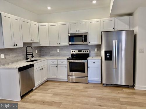 rb-4061 Powelton Ave, PHILADELPHIA, PA, 19104-5445 | Card Image