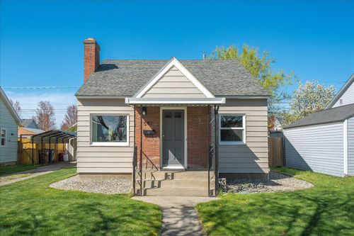 541 E Hoffman Ave, Spokane, WA, 99207-1547 | Card Image