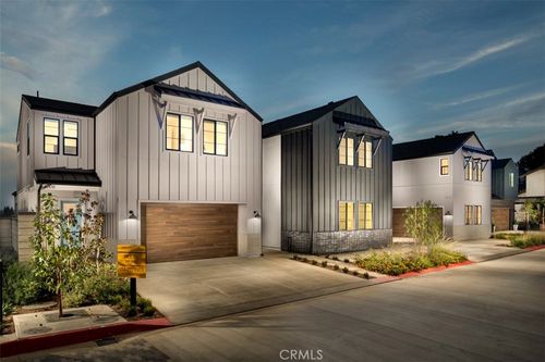 18008 Roch Ct, Fountain Valley, CA, 92708-5548 | Card Image