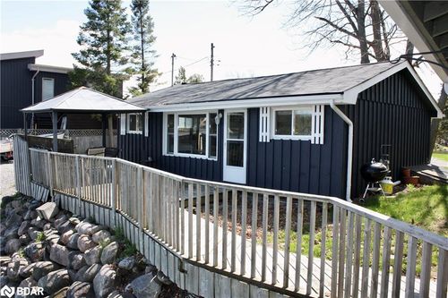 837 Fifes Bay Marina Lane, Selwyn, ON, K9J0C6 | Card Image