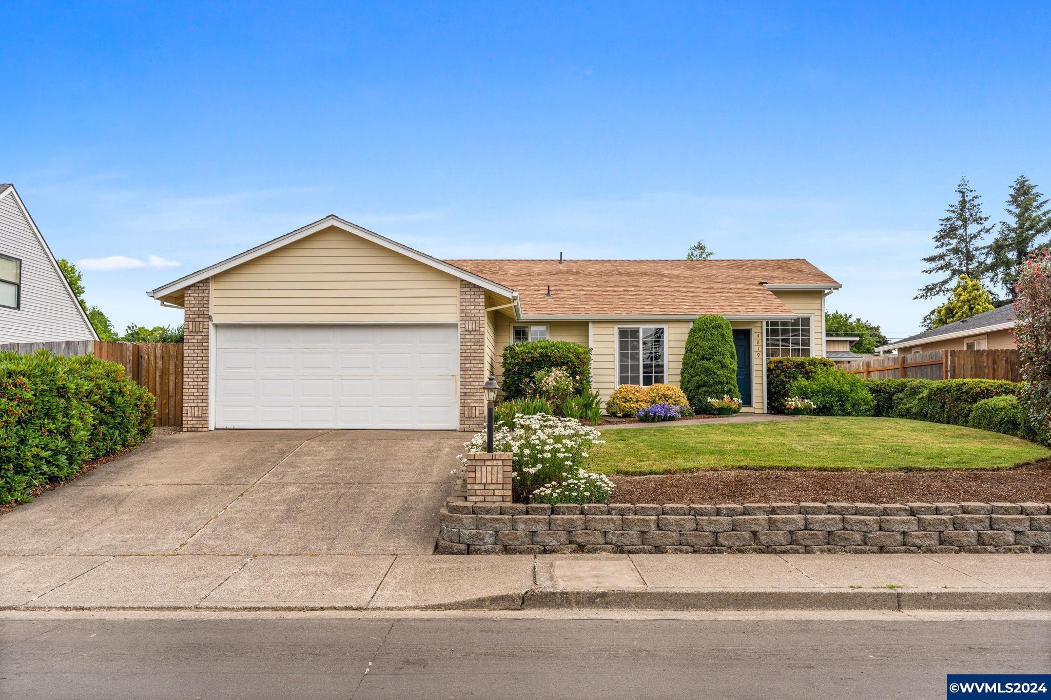 Northstar Ct, Salem, OR 97305