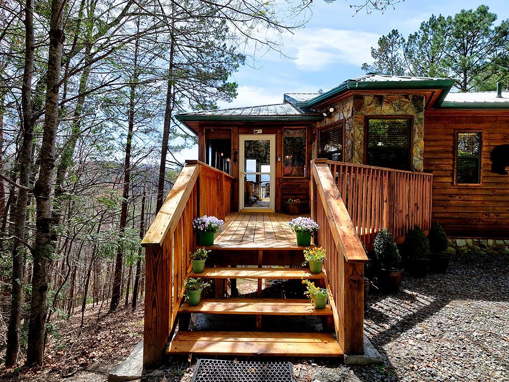 Cheyenne Trl, Blue Ridge, GA 30513