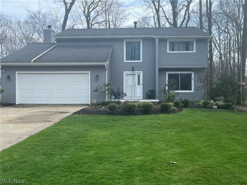 13330 S Partridge Dr, Valley View, OH, 44125-5480 | Card Image