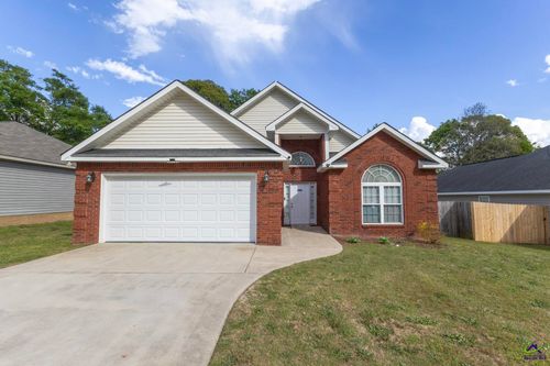 304 Laurel Woods Dr, Warner Robins, GA, 31088-9209 | Card Image