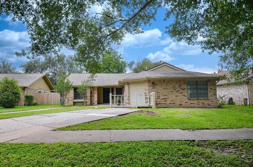 22018 Grand Forks Dr, Katy, TX, 77450-3843 | Card Image