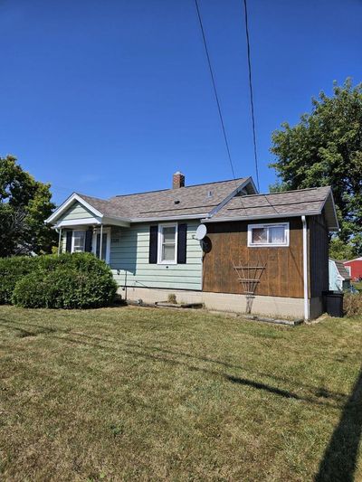 5320 65th Street, House other with 2 bedrooms, 1 bathrooms and null parking in KENOSHA WI | Image 1