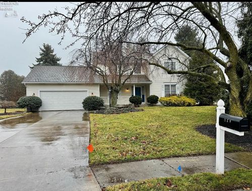 328 Windsor, Huron, OH, 44839 | Card Image
