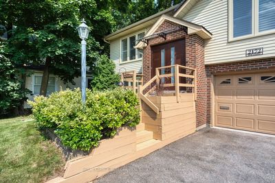 2172 New St, House other with 2 bedrooms, 3 bathrooms and 4 parking in Burlington ON | Image 2