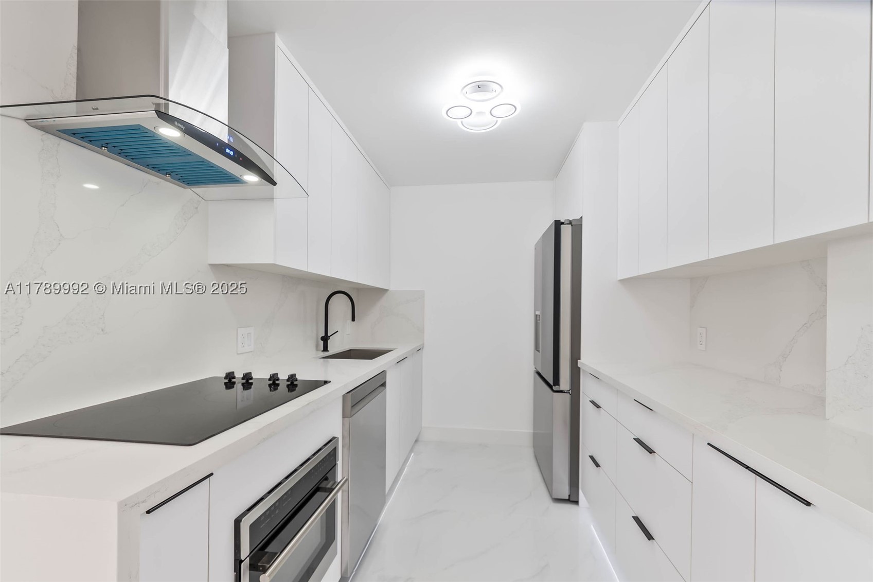 Residential in Aventura 5