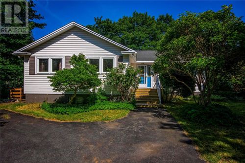 6 Topsail Beach Rd, Conception Bay South, NL, A1W5V9 | Card Image
