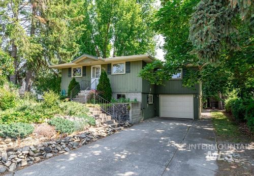 116 N Cleveland St, Moscow, ID, 83843-3628 | Card Image