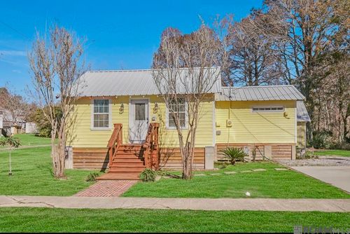 207 Saint Paul St, Madisonville, LA, 70447-9326 | Card Image