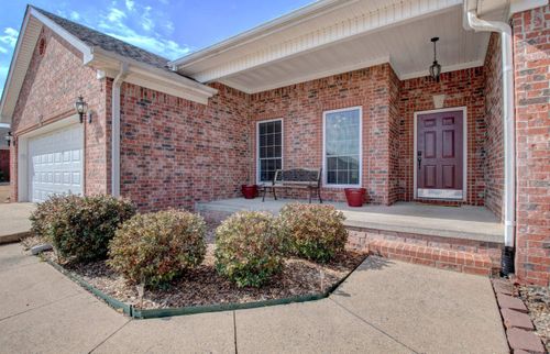 3609 Westshore Dr, Sherwood, AR, 72120-8054 | Card Image