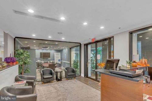 ste-120-794 Penllyn Blue Bell Pike, BLUE BELL, PA, 19422-1669 | Card Image