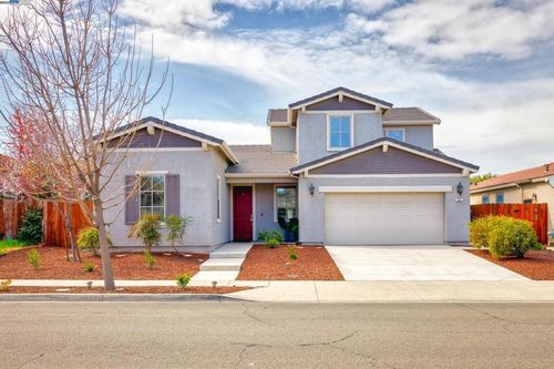115 Lemon Blossom Ln, Patterson, CA, 95363-9085 | Card Image