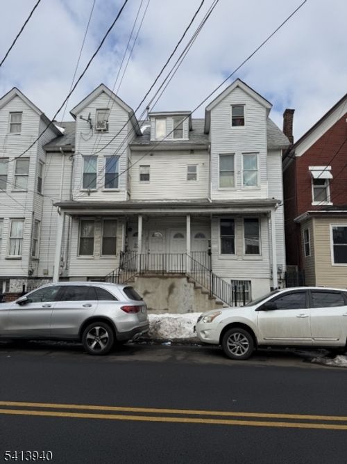 34 2nd St, Elizabethport, NJ, 07206-1652 | Card Image