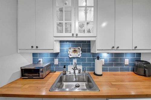 250 Triumph Dr Nw, Atlanta, GA, 30327-1009 | Card Image
