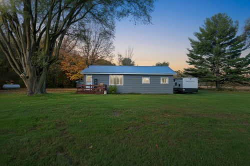 1158 S Miner Rd, Crystal, MI, 48818-9713 | Card Image