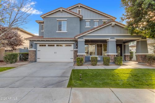 3945 E Mesquite St, Gilbert, AZ, 85296-1835 | Card Image