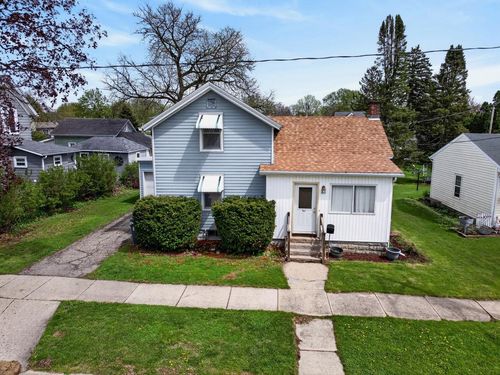 810 21st Avenue, Monroe, WI, 53566 | Card Image