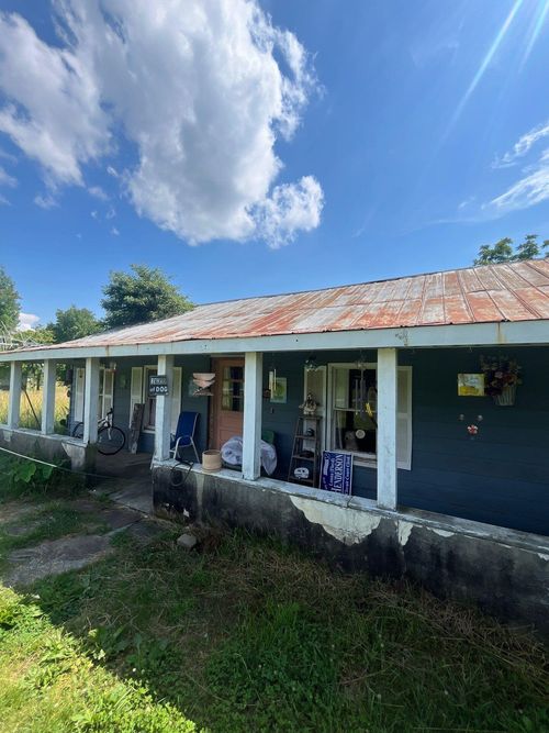 4207 Sequatchie Mountain Rd, Sequatchie, TN, 37374-6052 | Card Image