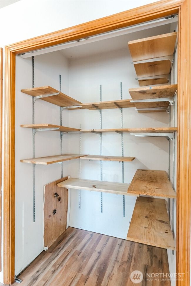 Pantry | Image 10