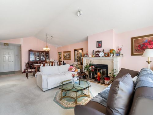301-7660 Minoru Blvd, Richmond, BC, V6Y1Z5 | Card Image