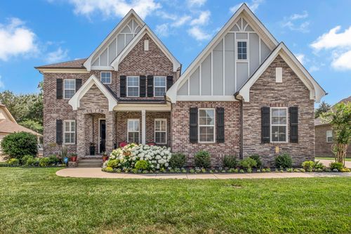 1041 Montrose Dr, Gallatin, TN, 37066-1456 | Card Image