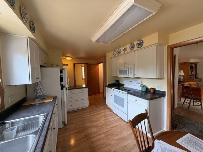 1300 Park Hill Drive, House other with 3 bedrooms, 2 bathrooms and null parking in GRESHAM WI | Image 14
