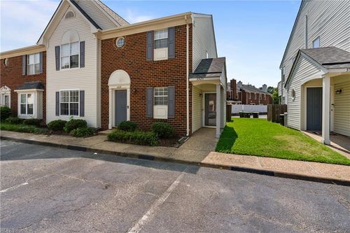 3528 Sugar Run, Chesapeake, VA, 23321 | Card Image