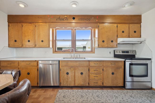 1827 N Pilot Grove Rd, Home with 4 bedrooms, 1 bathrooms and null parking in Dunkerton IA | Image 10