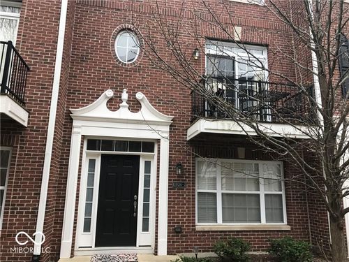 unit-2-11926 Kelso Dr, Zionsville, IN, 46077-7215 | Card Image