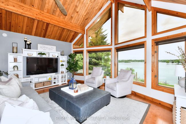 9 Lawson Court, House other with 3 bedrooms, 3 bathrooms and 6 parking in Kawartha Lakes ON | Image 11