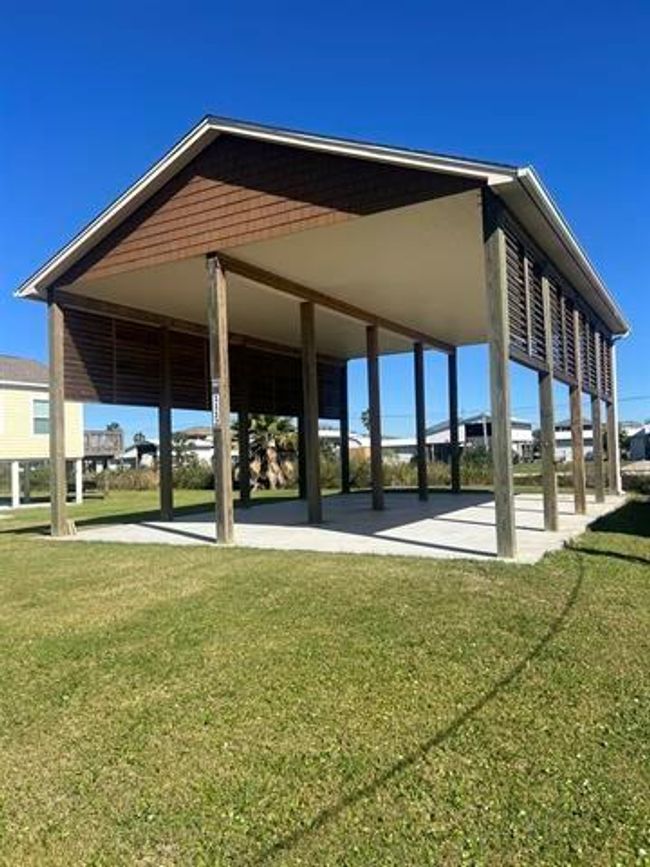 1112 N Monkhouse Dr, Home with 0 bedrooms, 0 bathrooms and null parking in Crystal Beach TX | Image 15