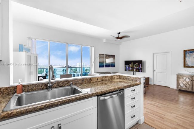 APT-2401 - 1250 S Miami Ave, Condo with 2 bedrooms, 2 bathrooms and null parking in Miami FL | Image 10