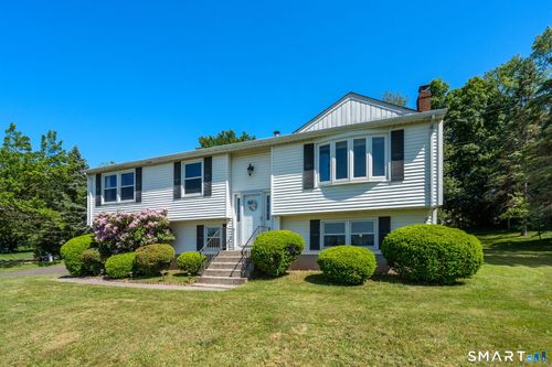 769 Middletown Ave, North Haven, CT, 06473-3516 | Card Image