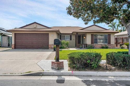 3267 W Rialto Ave, Fresno, CA, 93722-4138 | Card Image