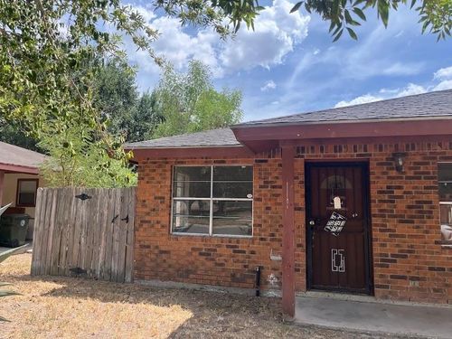 825 S Tichenor Ln, La Feria, TX, 78559-3616 | Card Image