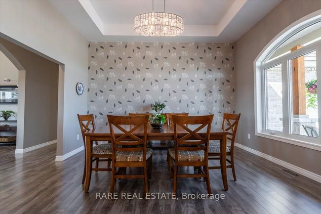 9157 30 Th Sideroad, Home with 3 bedrooms, 4 bathrooms and 20 parking in Adjala-Tosorontio ON | Image 8