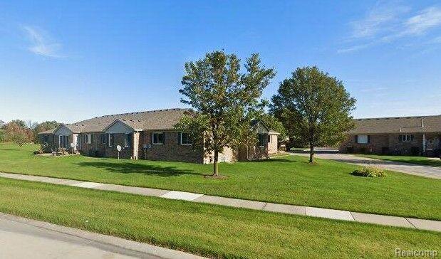 Victoria Ct, Chesterfield, MI 48051 #1